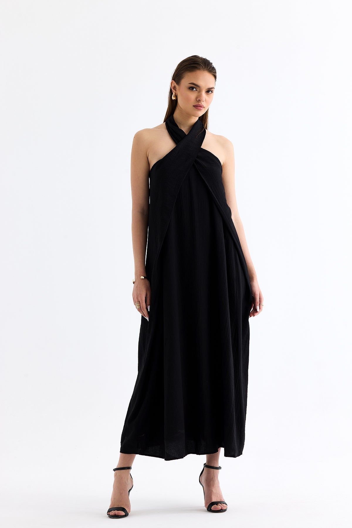 Halter Neck Maxi Dress Black – Lebbse