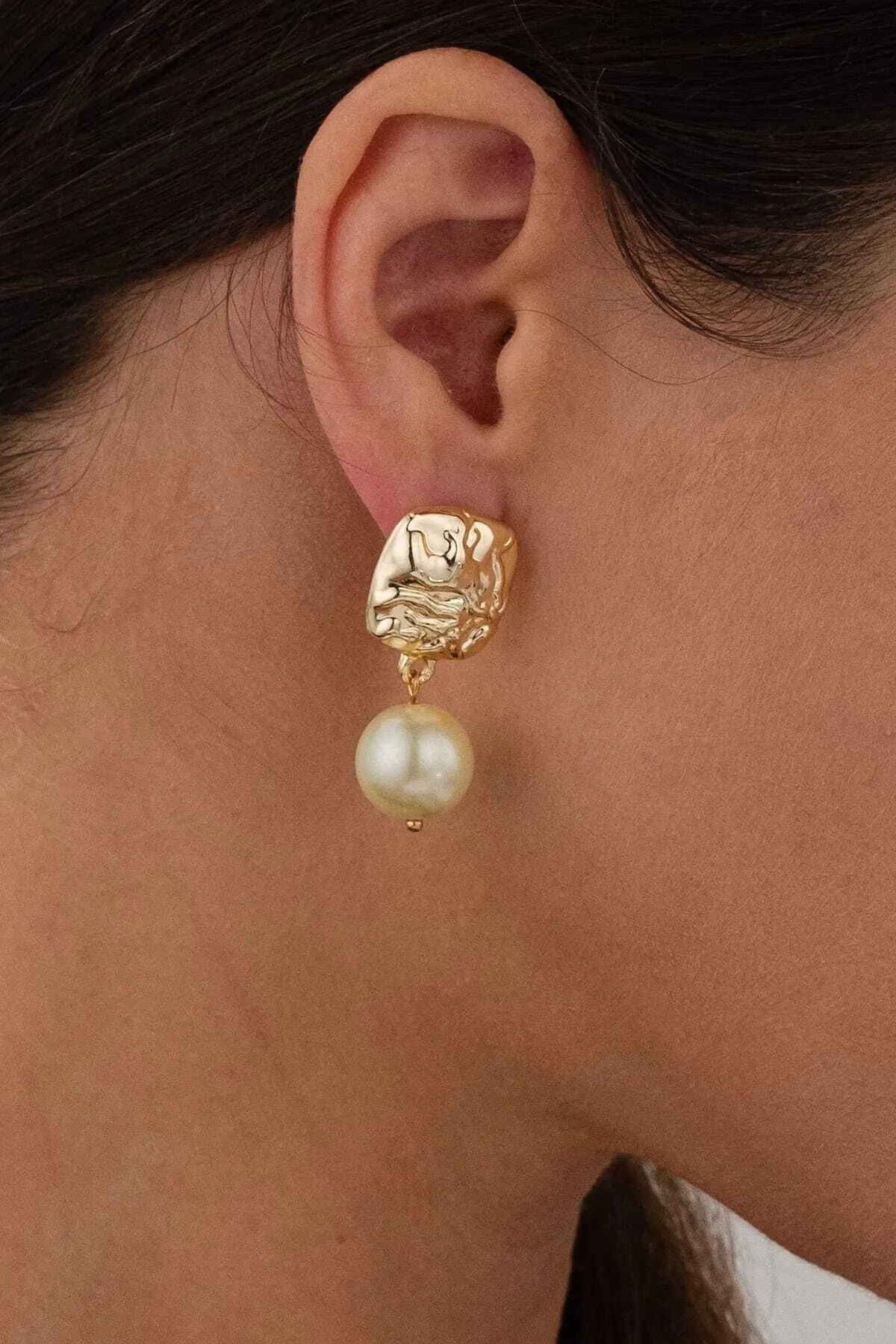 Pearl Design Women's Earrings