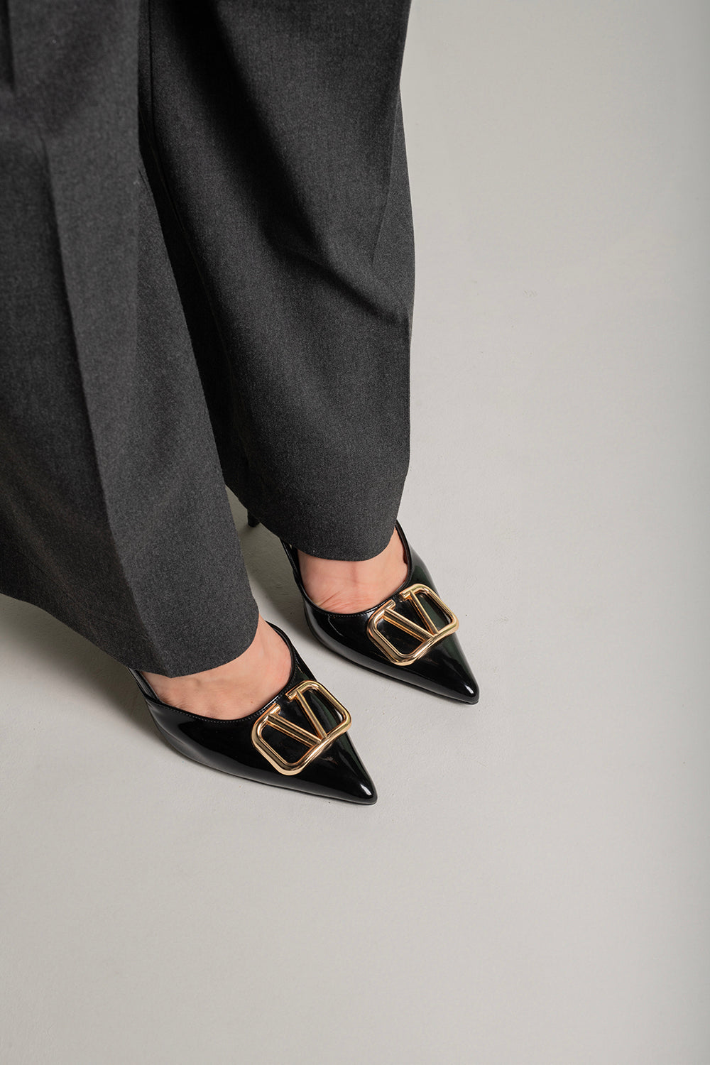 Liva V Detail Thin Heel  Black Patent Leather Stiletto - PRE ORDER