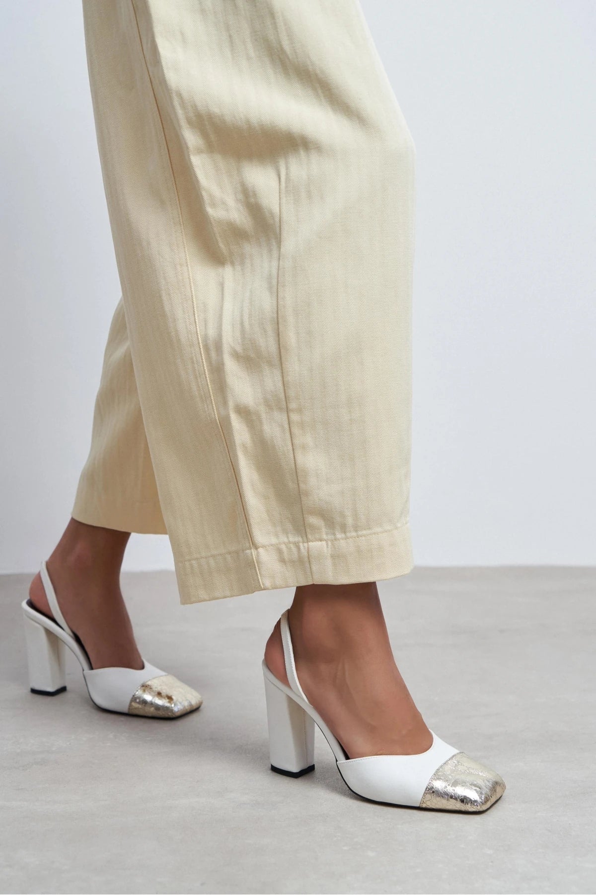 SOLEA White Matte Slingback Heels with Gold Toe Detail