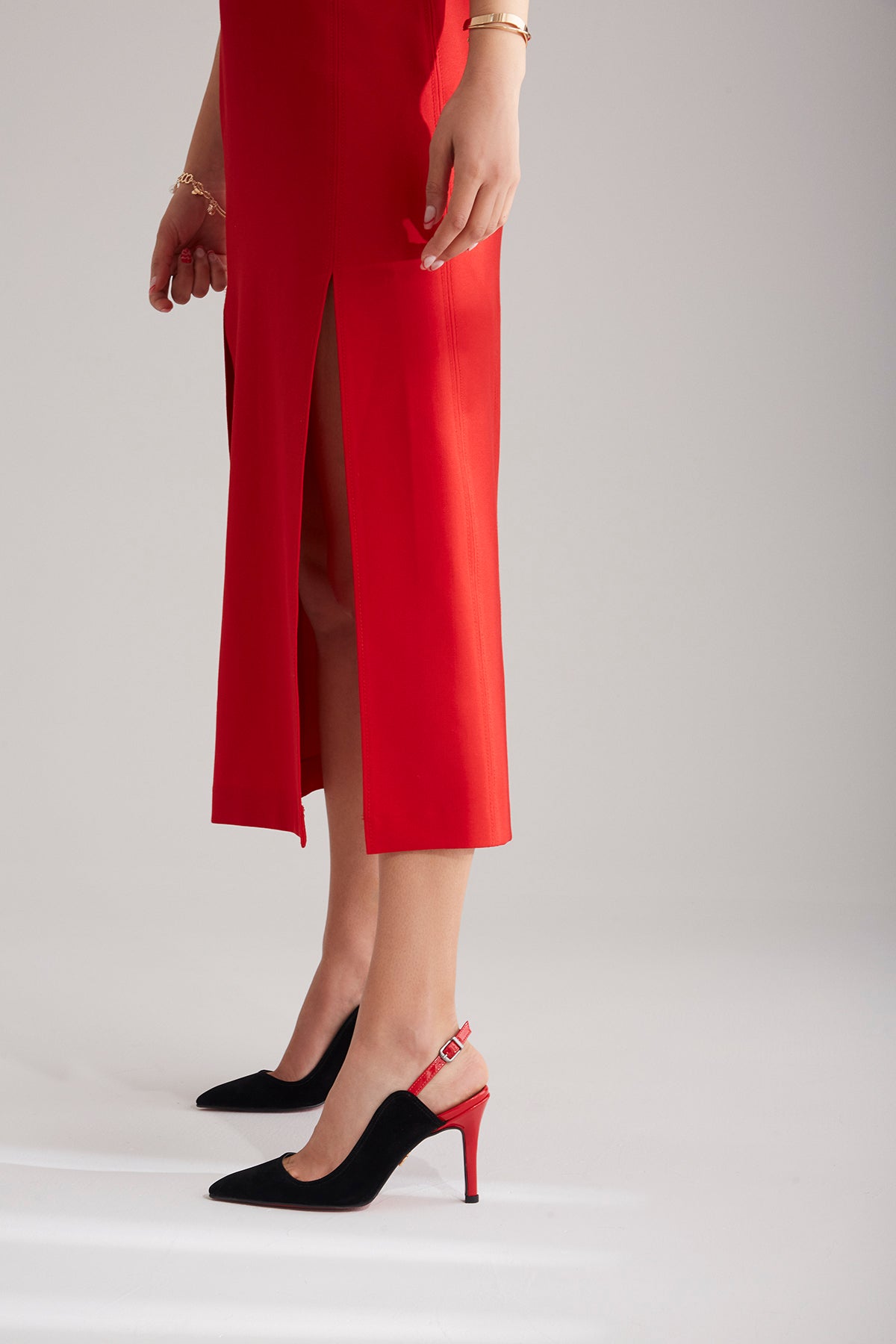 Robin  Red Stiletto