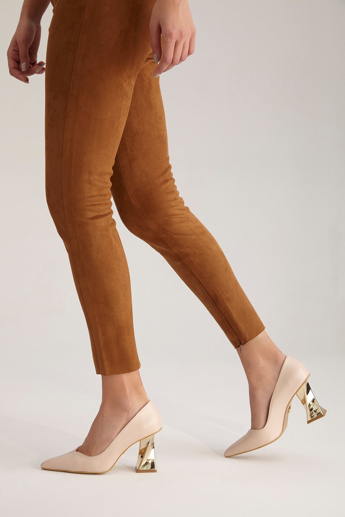 Empire  Nude Matte Stiletto