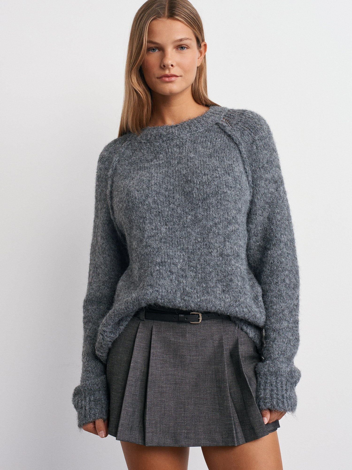 Crew Neck Stitch Detailed Knitwear Sweater-Fume