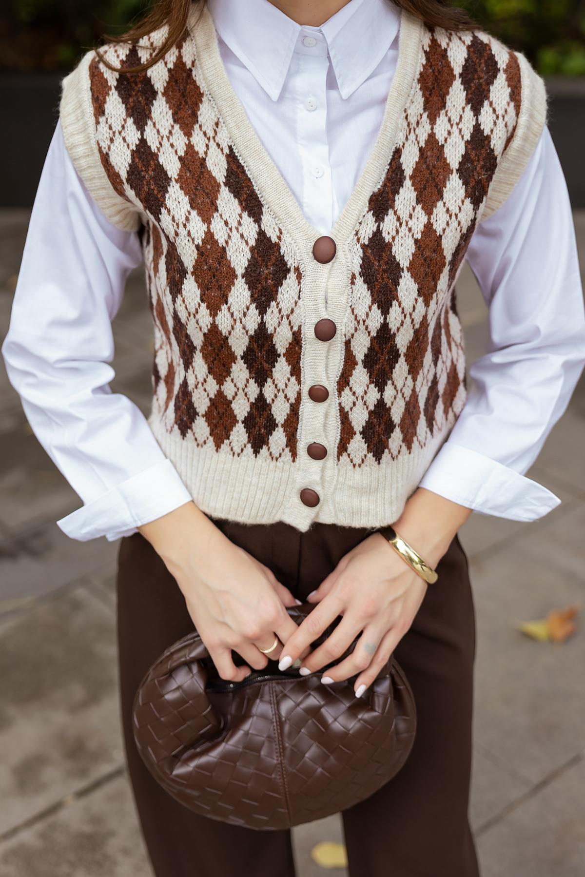 Shirt Detailed Sweater - CREAM