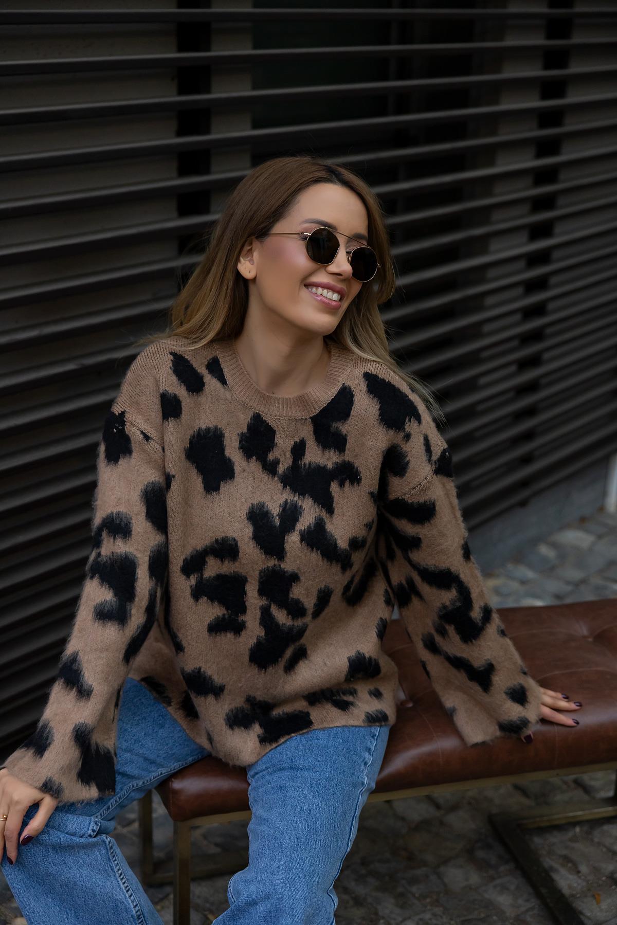 Oversize Leopard Sweater - TABA