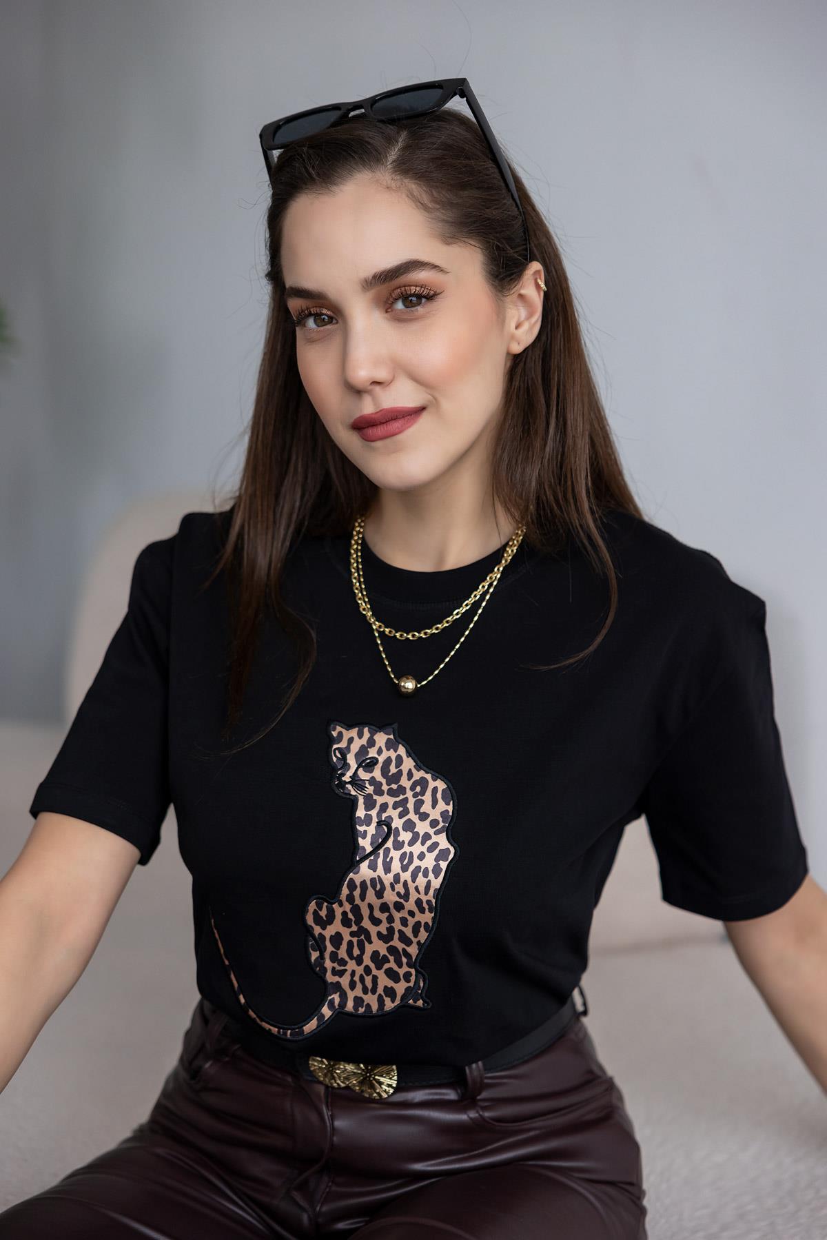 Leopard Print T-Shirt - BLACK