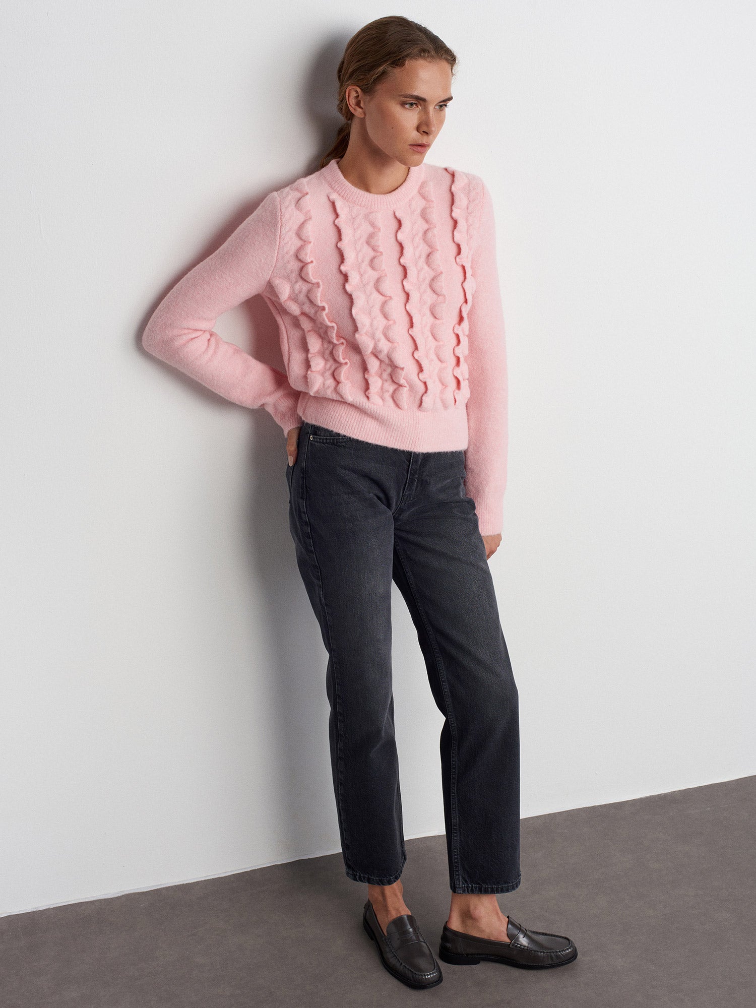 Crew Neck Ruffle Knit Sweater-Pink