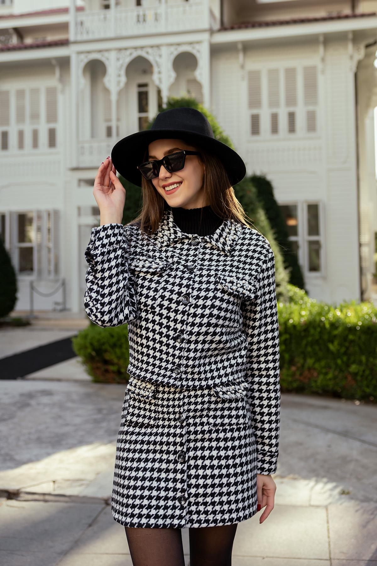 Houndstooth Patterned Mini Skirt - BLACK