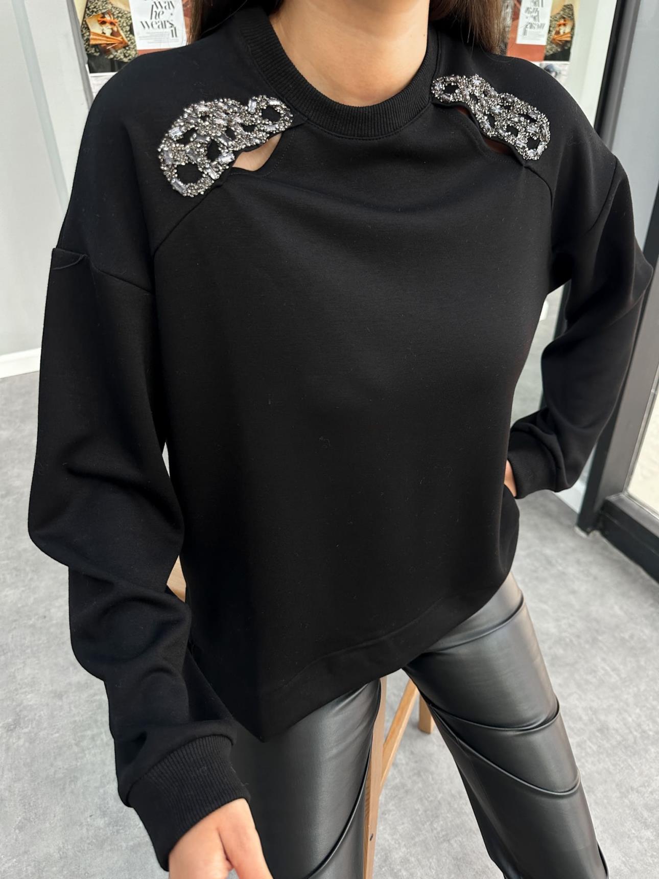 Black Shoulder Detail Stone Sweat