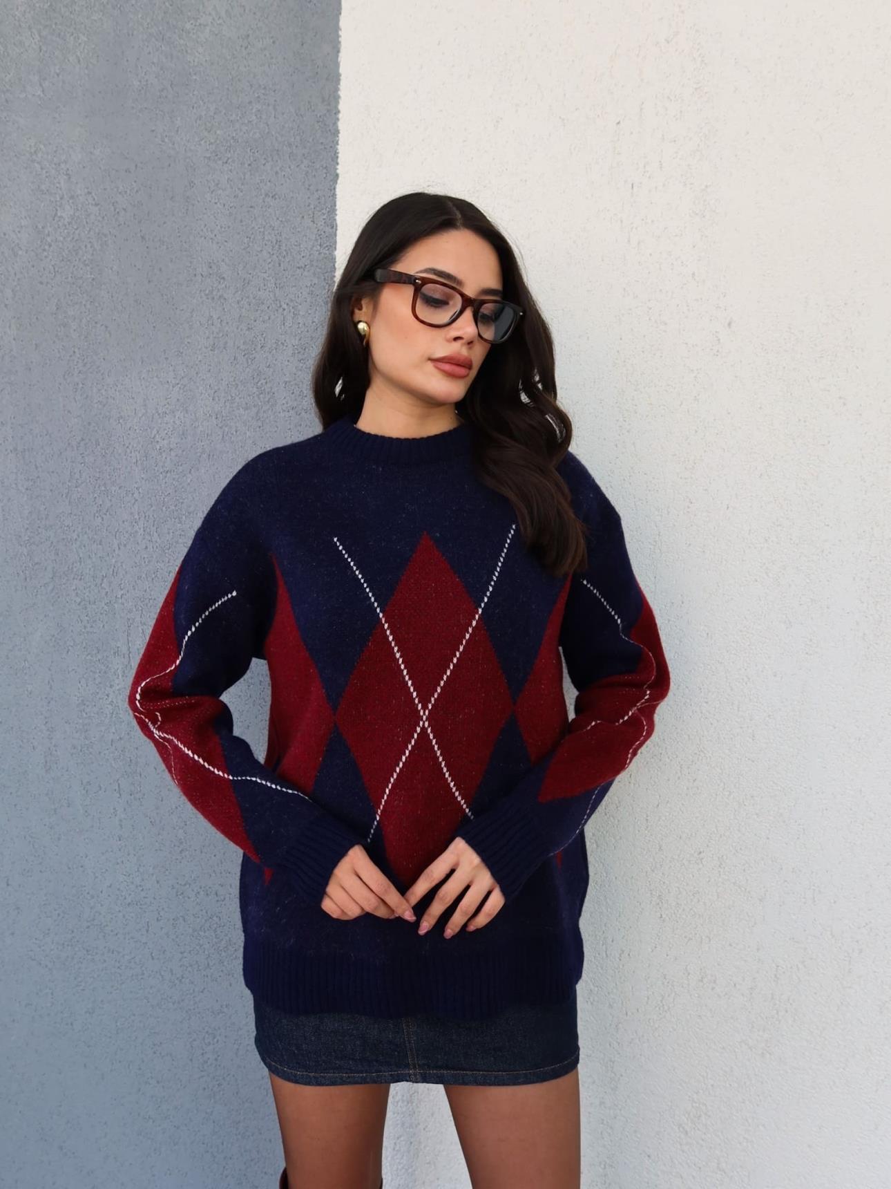 Navy Blue Burgundy Diamond Patterned Sweater