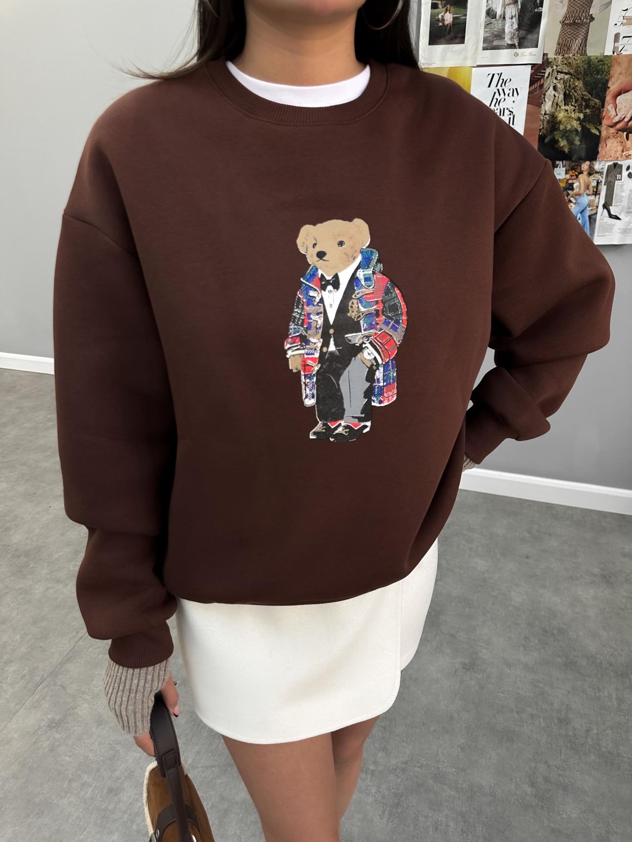 Brown Bowtie Teddy Printed Sweatshirt