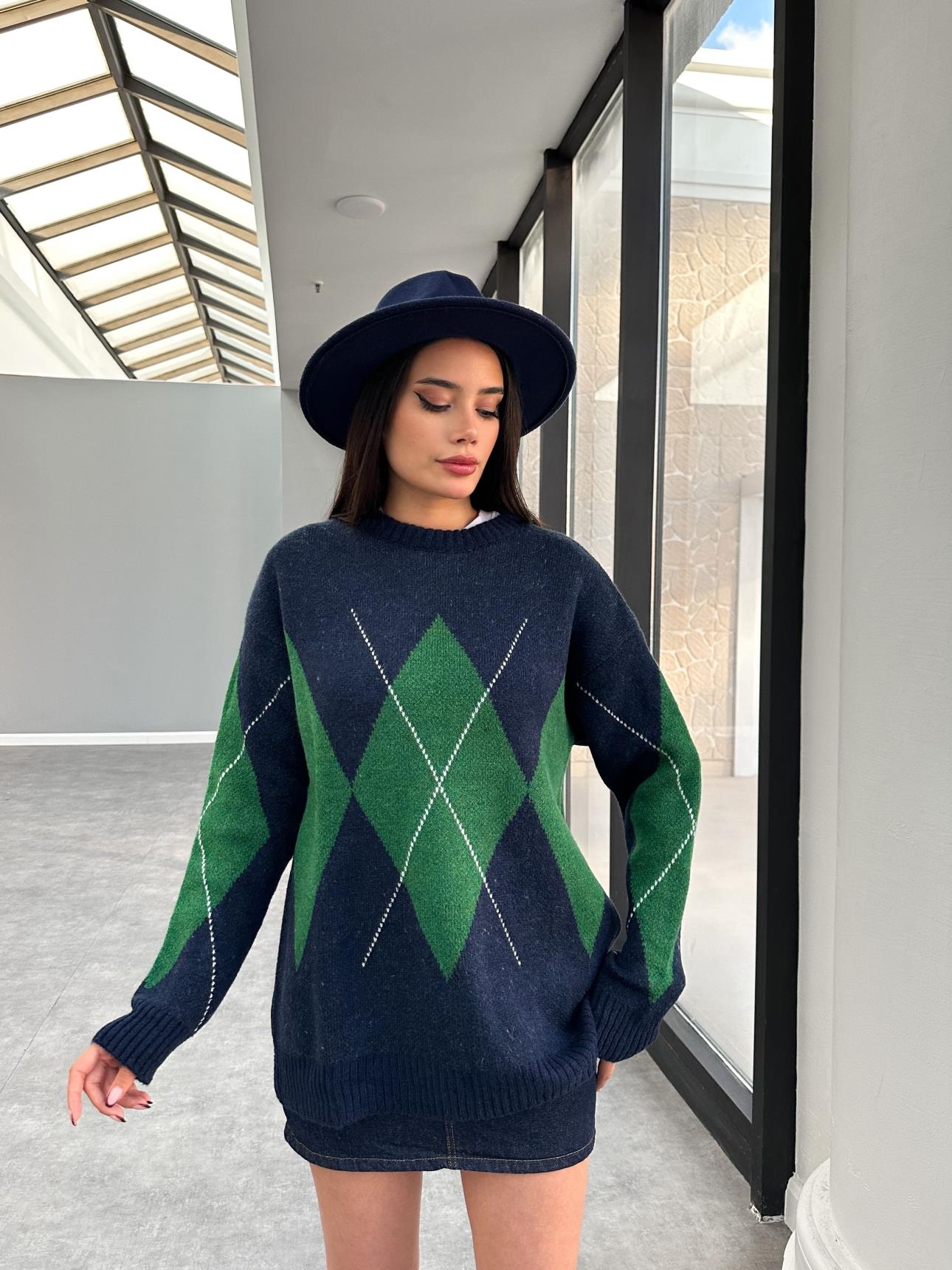 Navy Blue Green Diamond Patterned Sweater