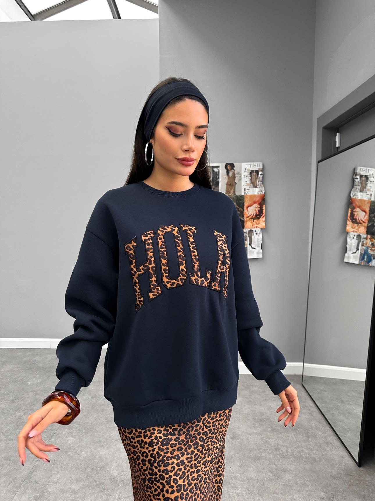 Three Thread Raised Hola Sweatshirt