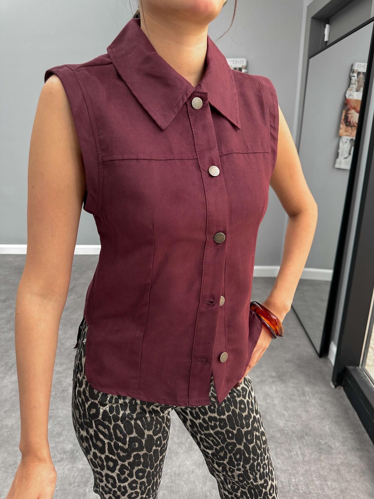 Dark Red Suede Collar Berlin Vest