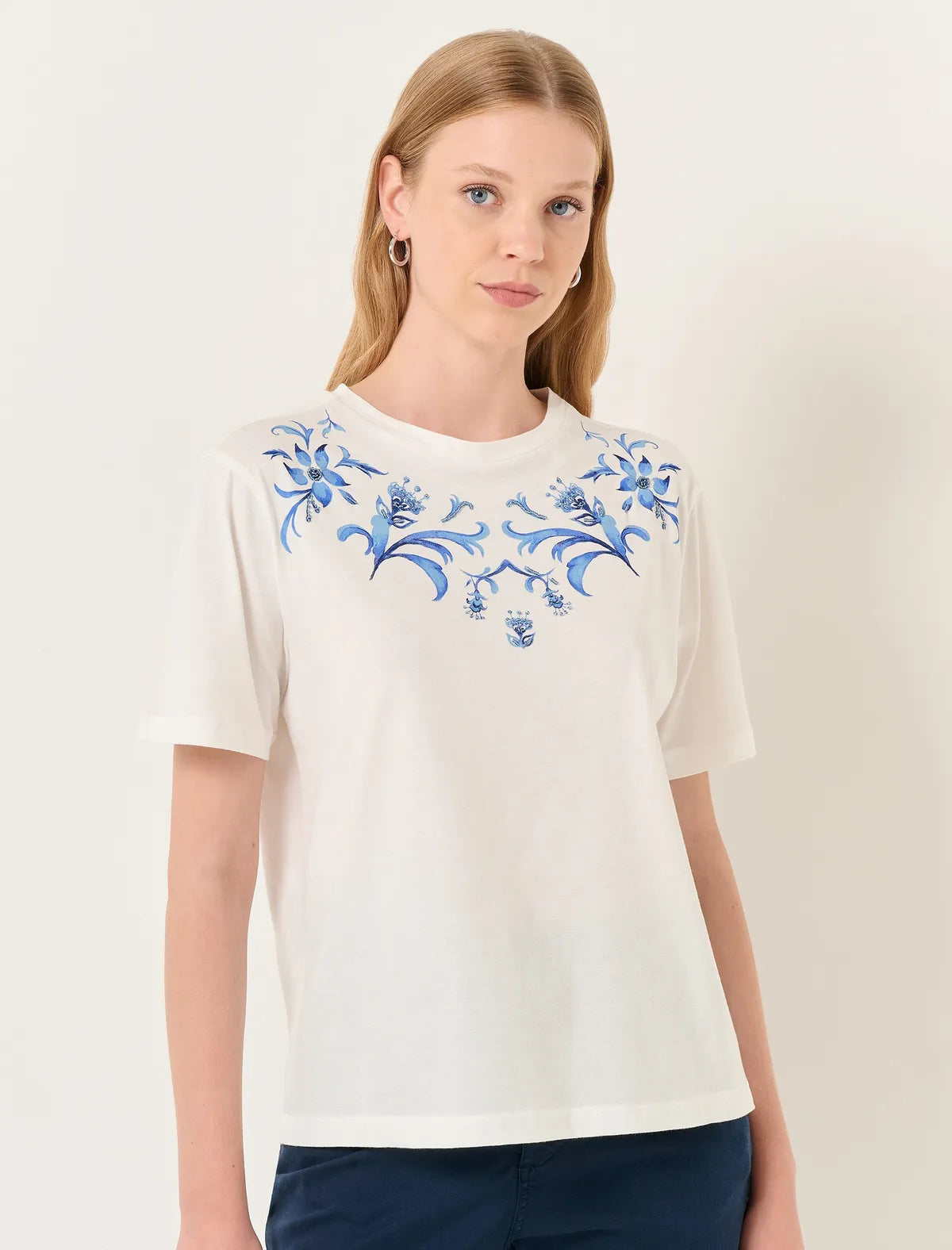 White Short Sleeve Floral Detailed Cotton T-Shirt