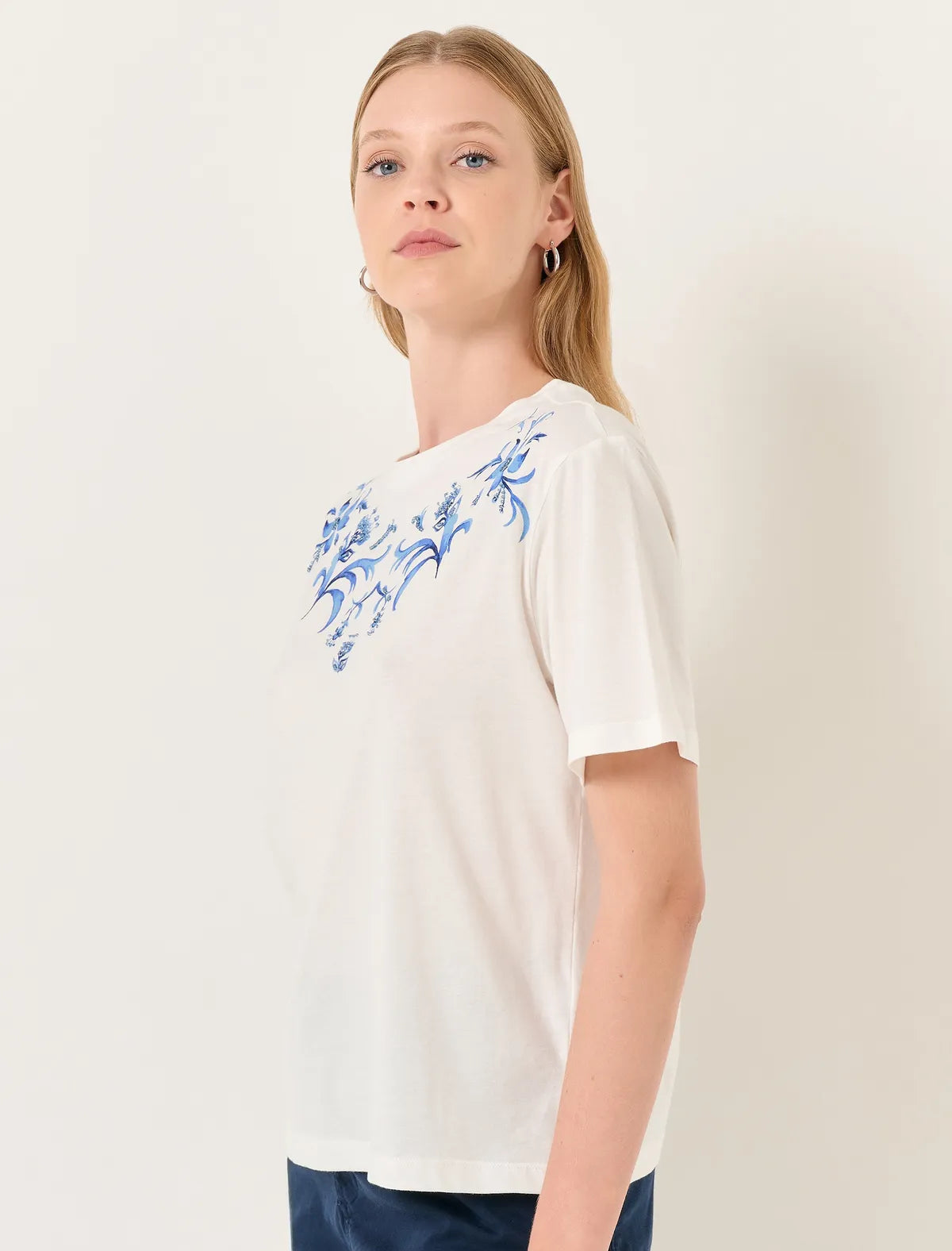 White Short Sleeve Floral Detailed Cotton T-Shirt