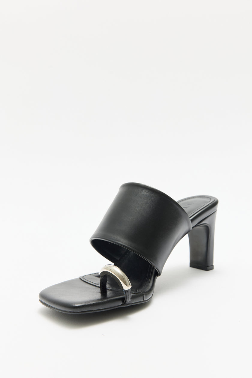 Metal Detail Toe-Post Black Women’s Heeled Slipper