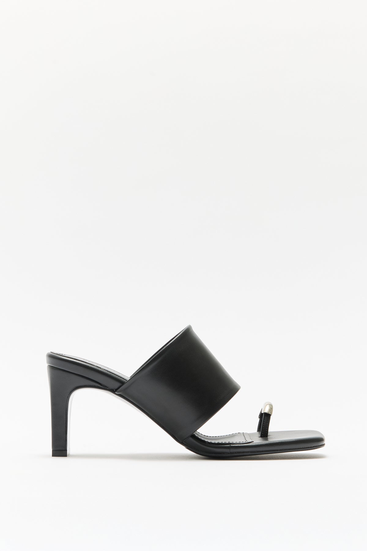 Metal Detail Toe-Post Black Women’s Heeled Slipper | FOOTWEAR | Heels | Slipper | Lebbse Metal Detail Toe-Post Black Women’s Heeled Slipper | FOOTWEAR | Heels | Slipper | Lebbse