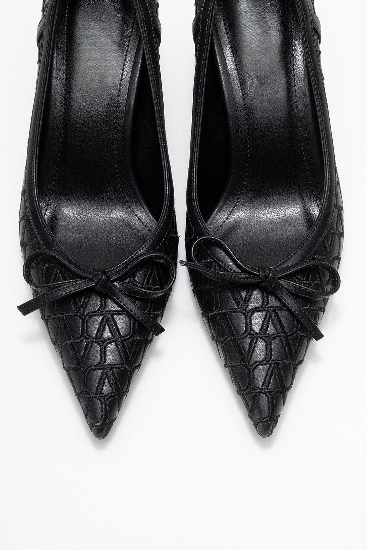 CAMDEN Black Patterned Bow Detail Women’s Heeled Shoes