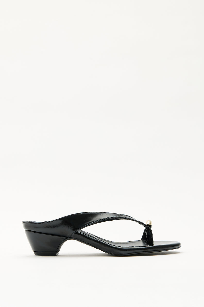 Black Oval Accessory Detail Toe-Post Women's Heeled Sandals
