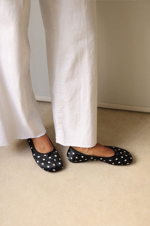 Black Polka Dot Knot-Detail Toe-Post Women's Flats