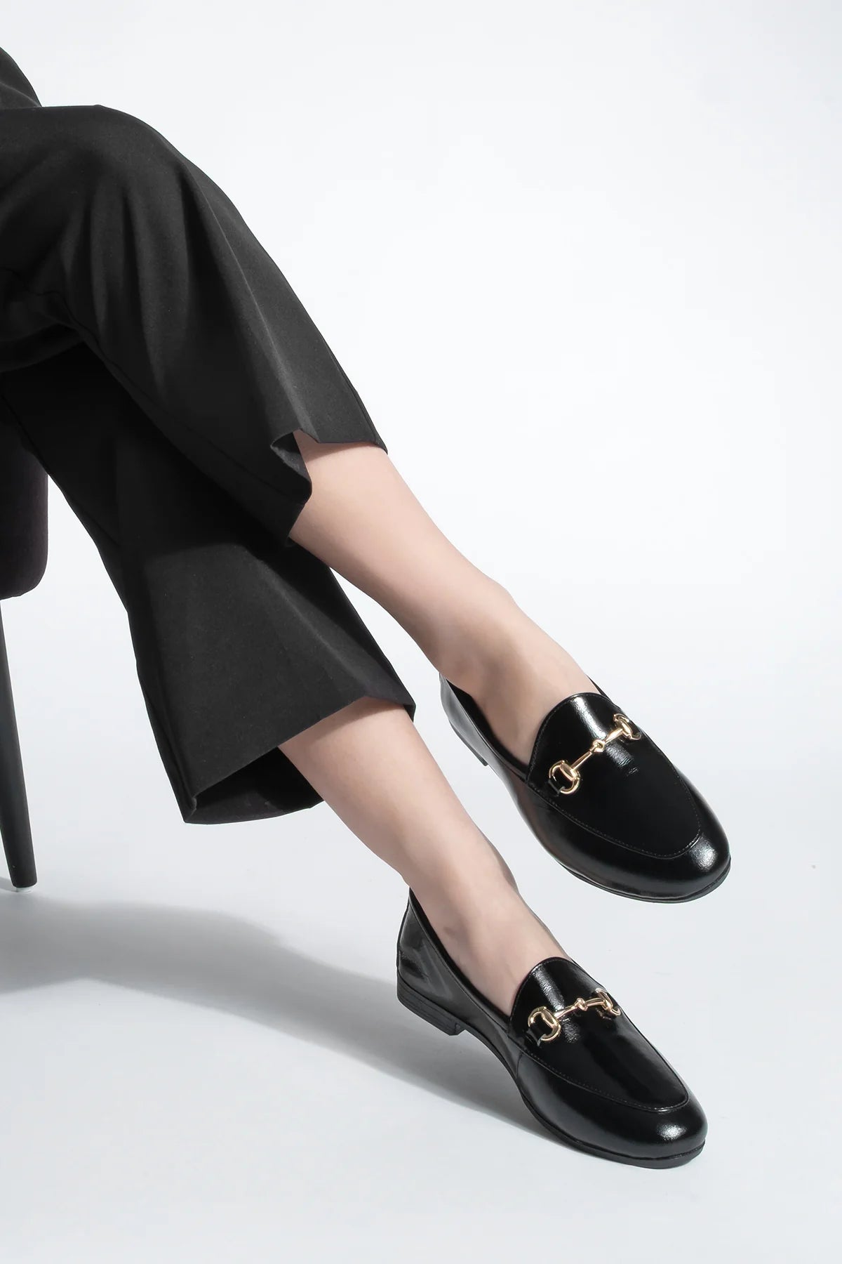 Women's Genuine Leather Chain Loafer Shoes Tanle - Black Patent Leather