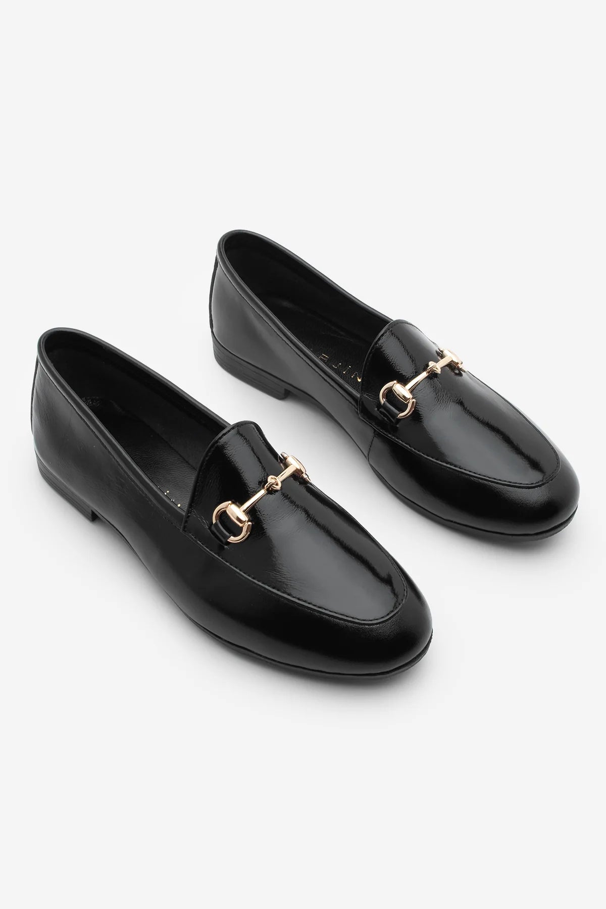 Women's Genuine Leather Chain Loafer Shoes Tanle - Black Patent Leather