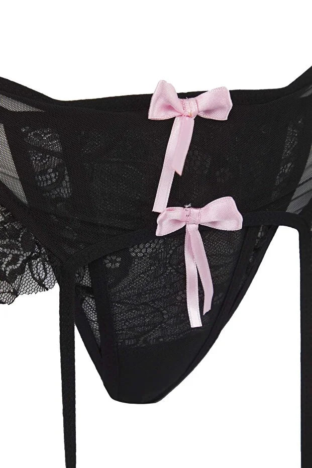 Black Ribbon Detailed Ruffled Leg Band Lace Lingerie Set