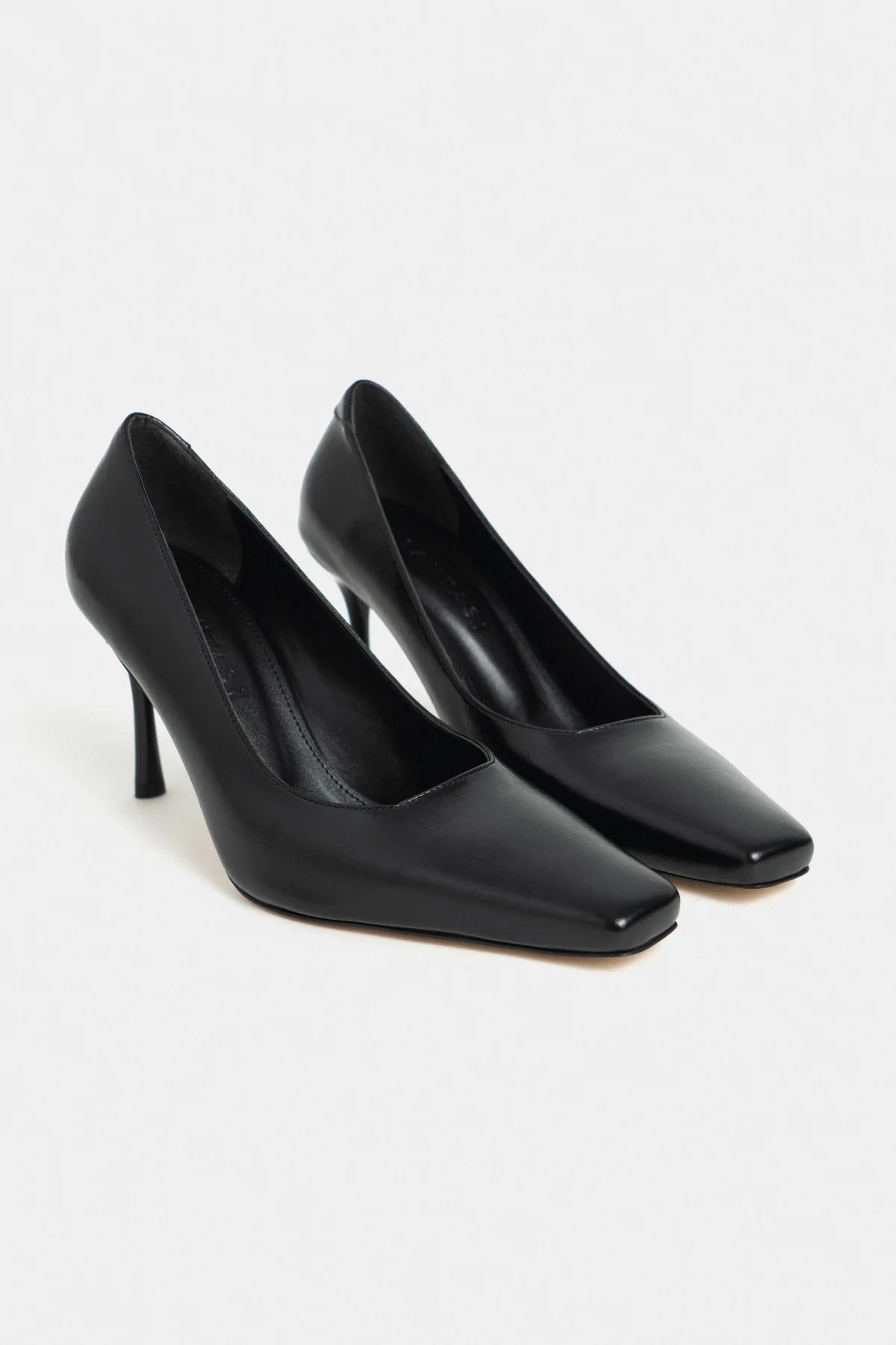 ZIVY Black Rustic Patterned Blunder Toe Closed Heel Women’s Shoes