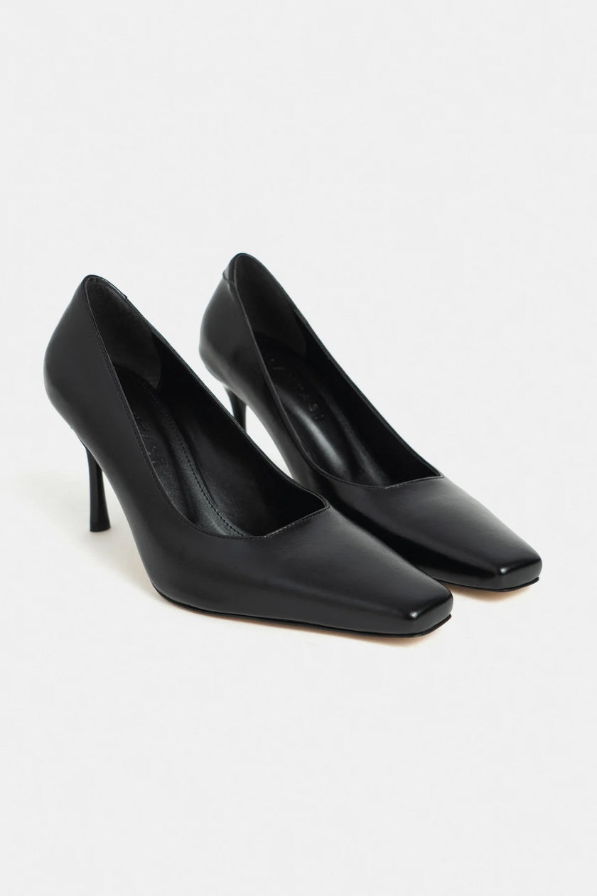 ZIVY Black Rustic Patterned Blunder Toe Closed Heel Women’s Shoes