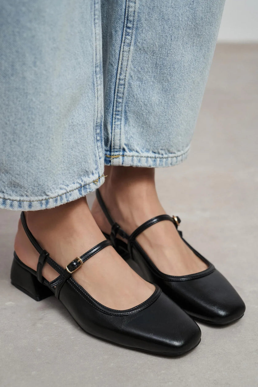 NATALIA Black Rustic Patterned Blunder Toe Belt Detail Women’s Ballet Flats