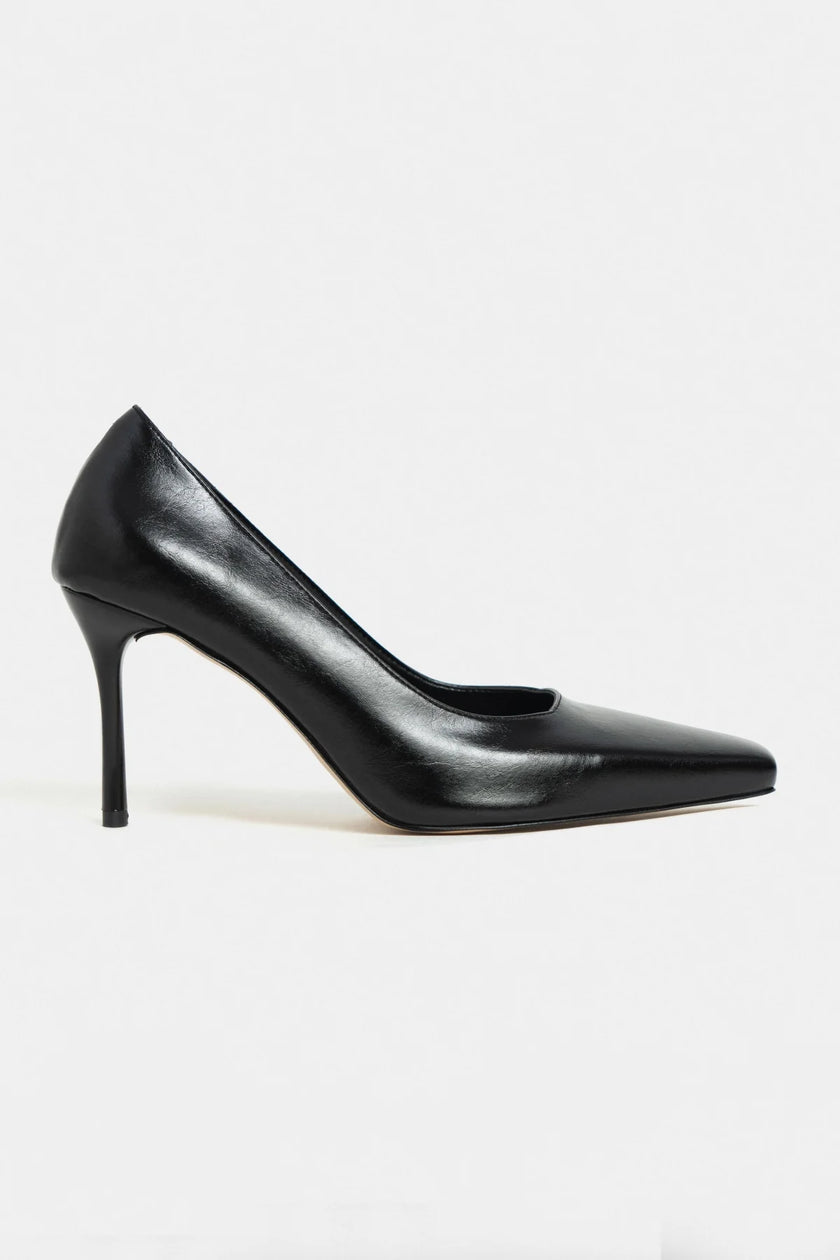 ZIVY Black Rustic Patterned Blunder Toe Closed Heel Women’s Shoes