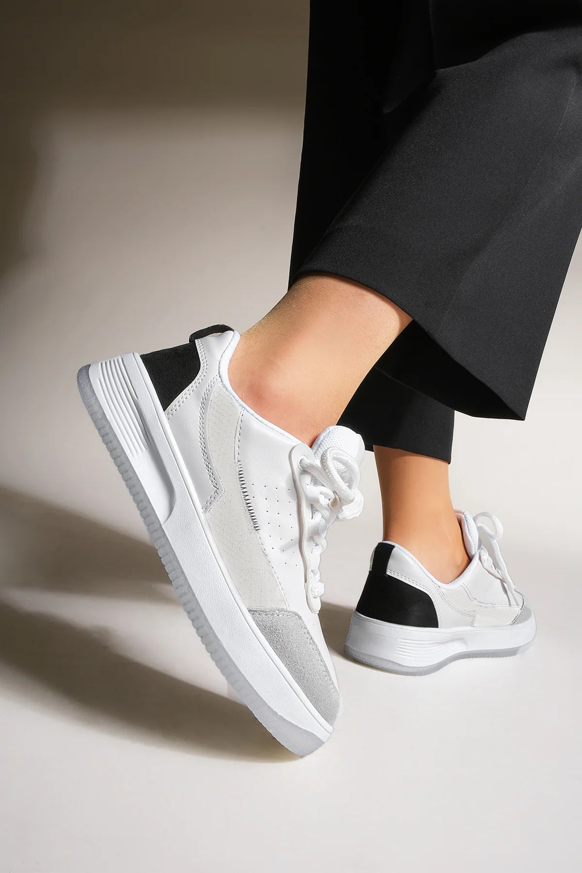 Women's Sneaker Sports Shoes Loske - Black