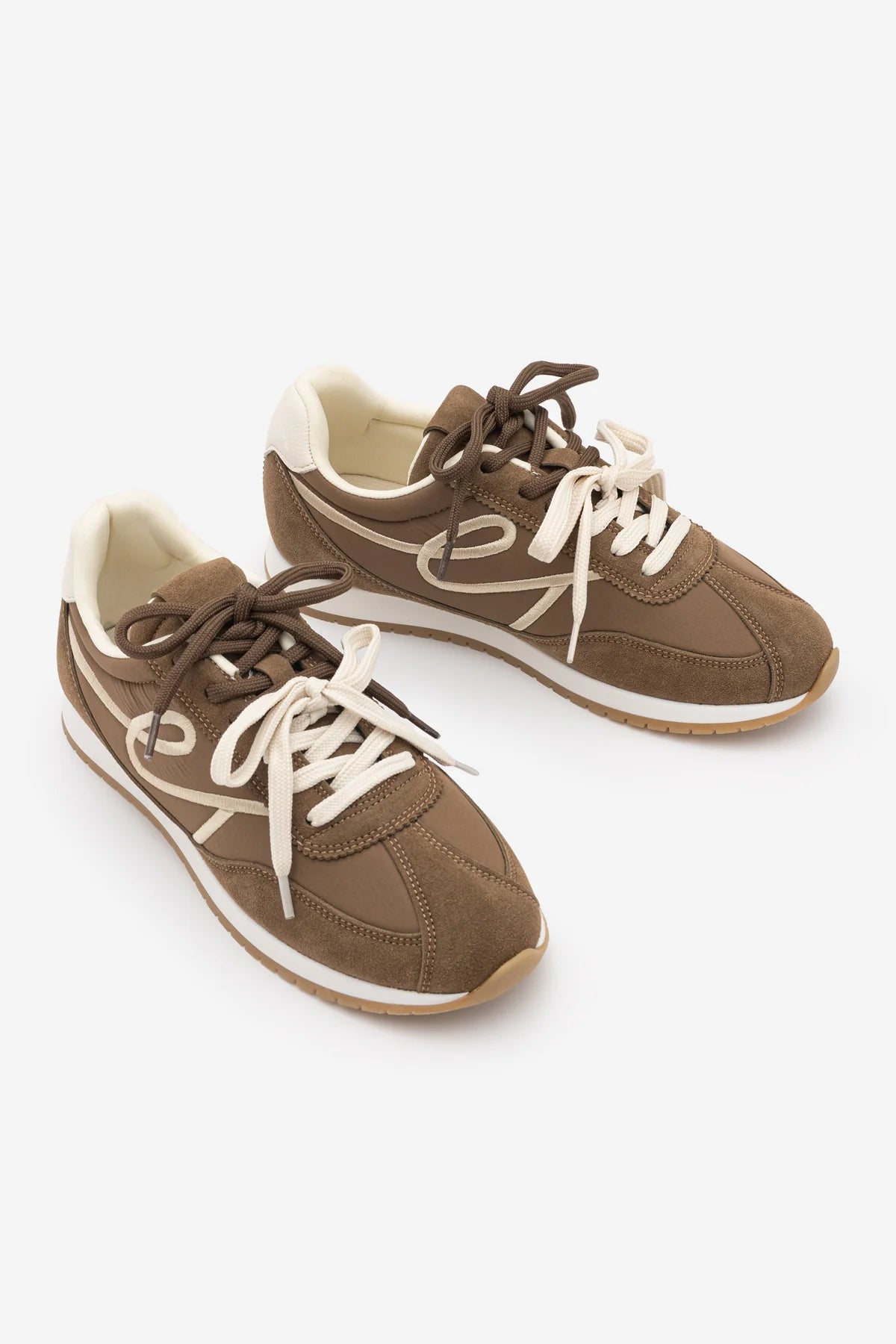 Rivos – Tobacco Brown Suede Lace-Up Casual Sneakers