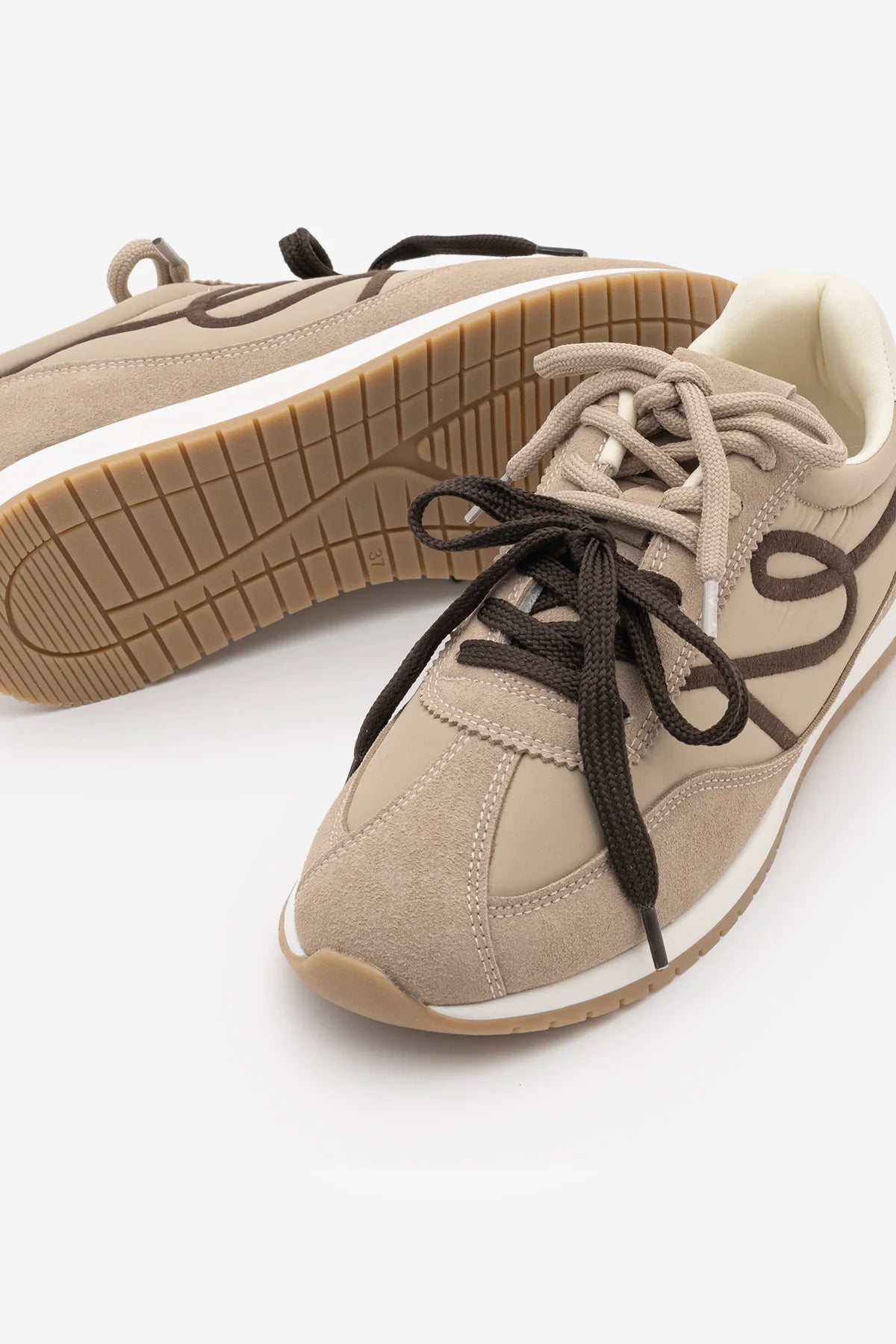 Rivos – Beige Suede Lace-Up Casual Sneakers