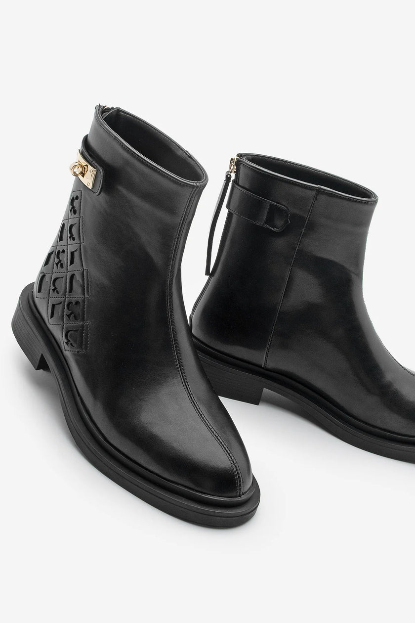 Women's Buckled Casual Boots Himpa - Black