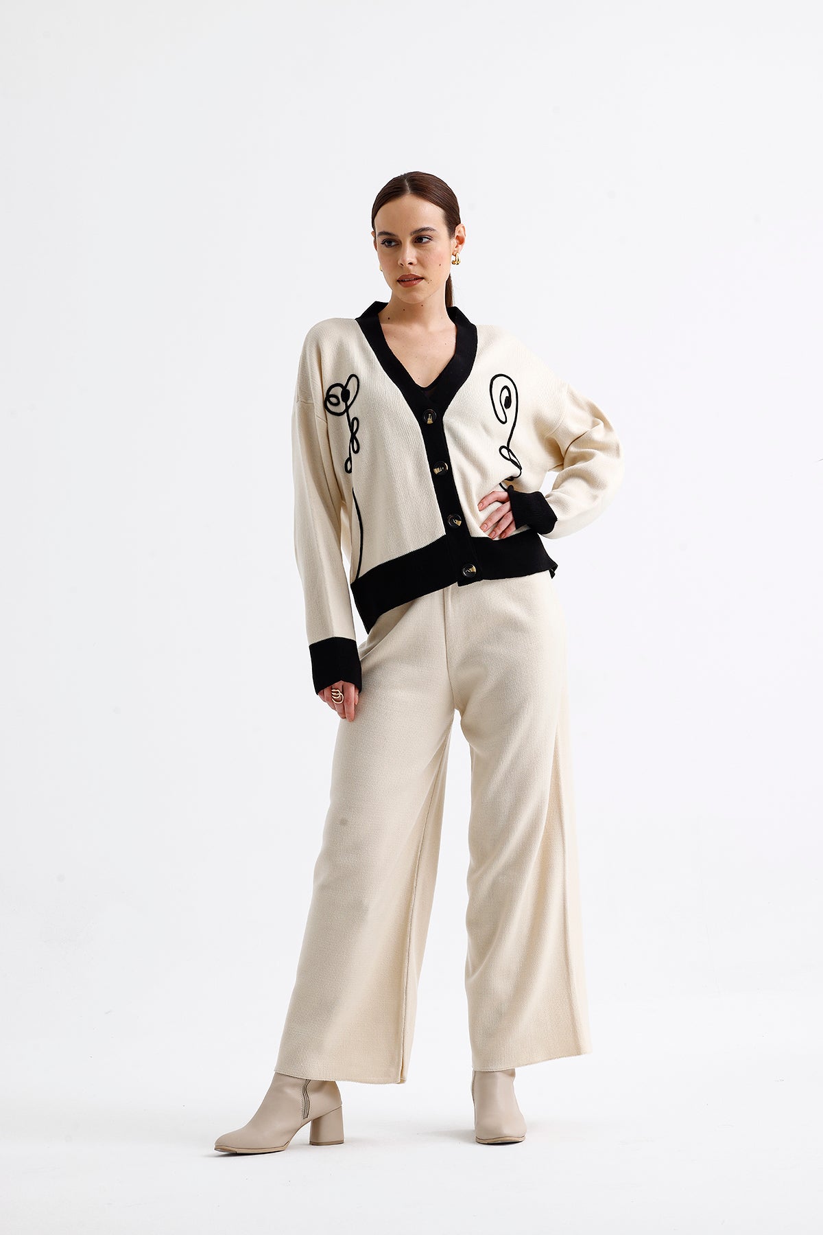 Knitted Cardigan Set Patterned | CLOTHES | Set | Lebbse Knitted Cardigan Set Patterned | CLOTHES | Set | Lebbse