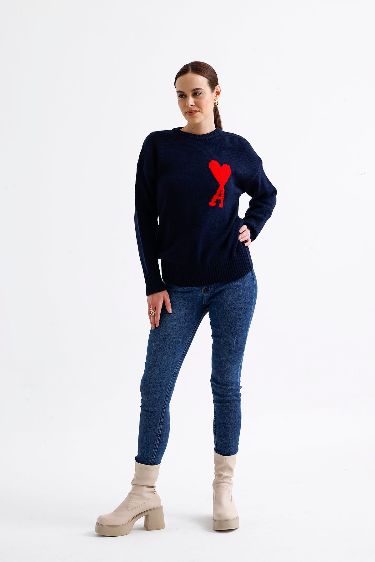 Knitted Heart Sweater | CLOTHES | KNITWEAR | Lebbse Knitted Heart Sweater | CLOTHES | KNITWEAR | Lebbse
