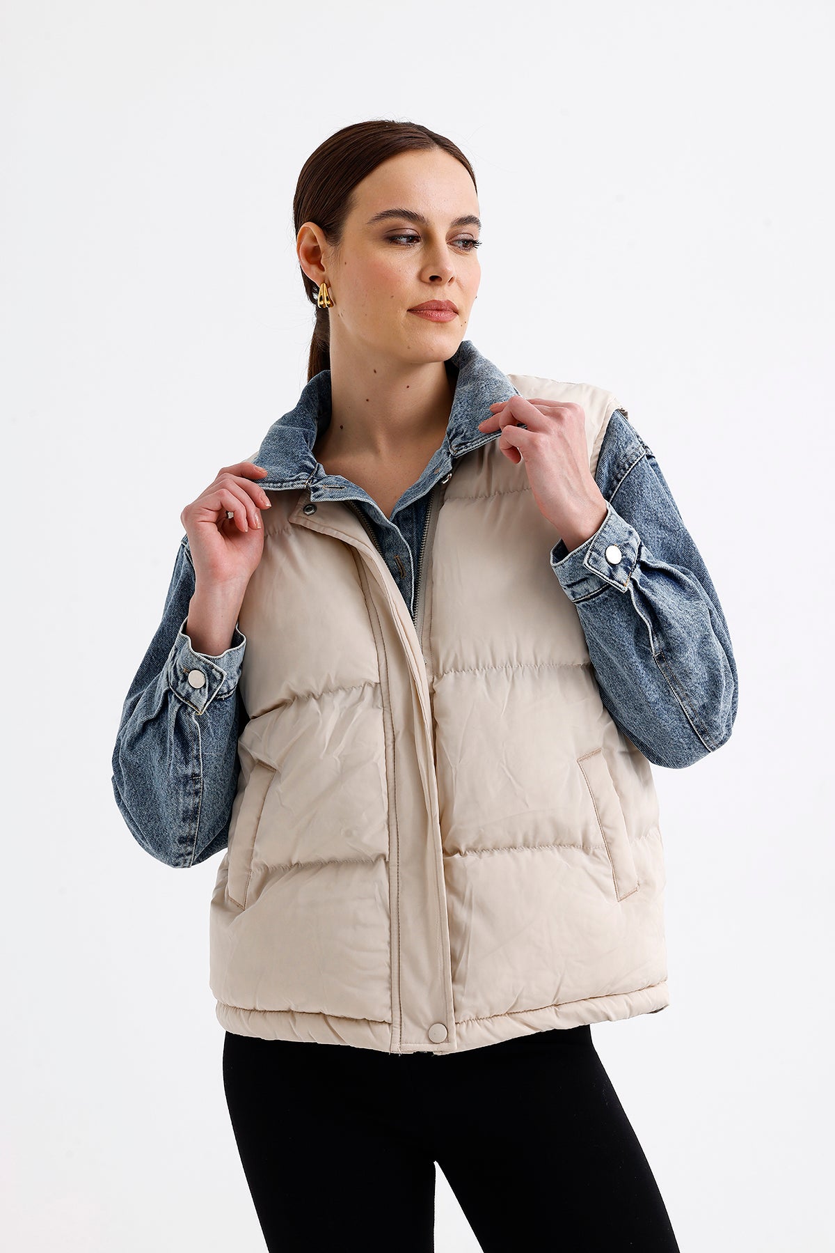 Sleeve and Collar Denim Detail Coat | CLOTHES | COAT | Lebbse Sleeve and Collar Denim Detail Coat | CLOTHES | COAT | Lebbse