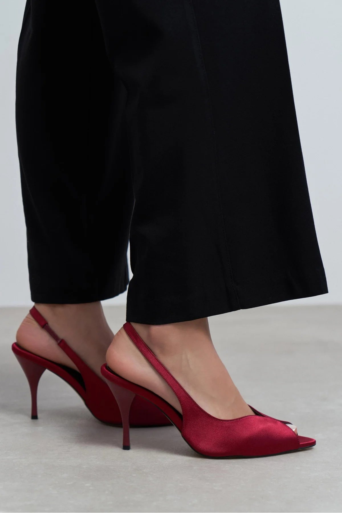 ROXY Burgundy Satin Ankle Strap Open Toe Women’s Heels