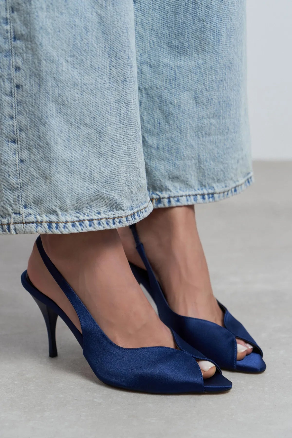 ROXY Navy Blue Satin Ankle Strap Open Toe Women’s Heels
