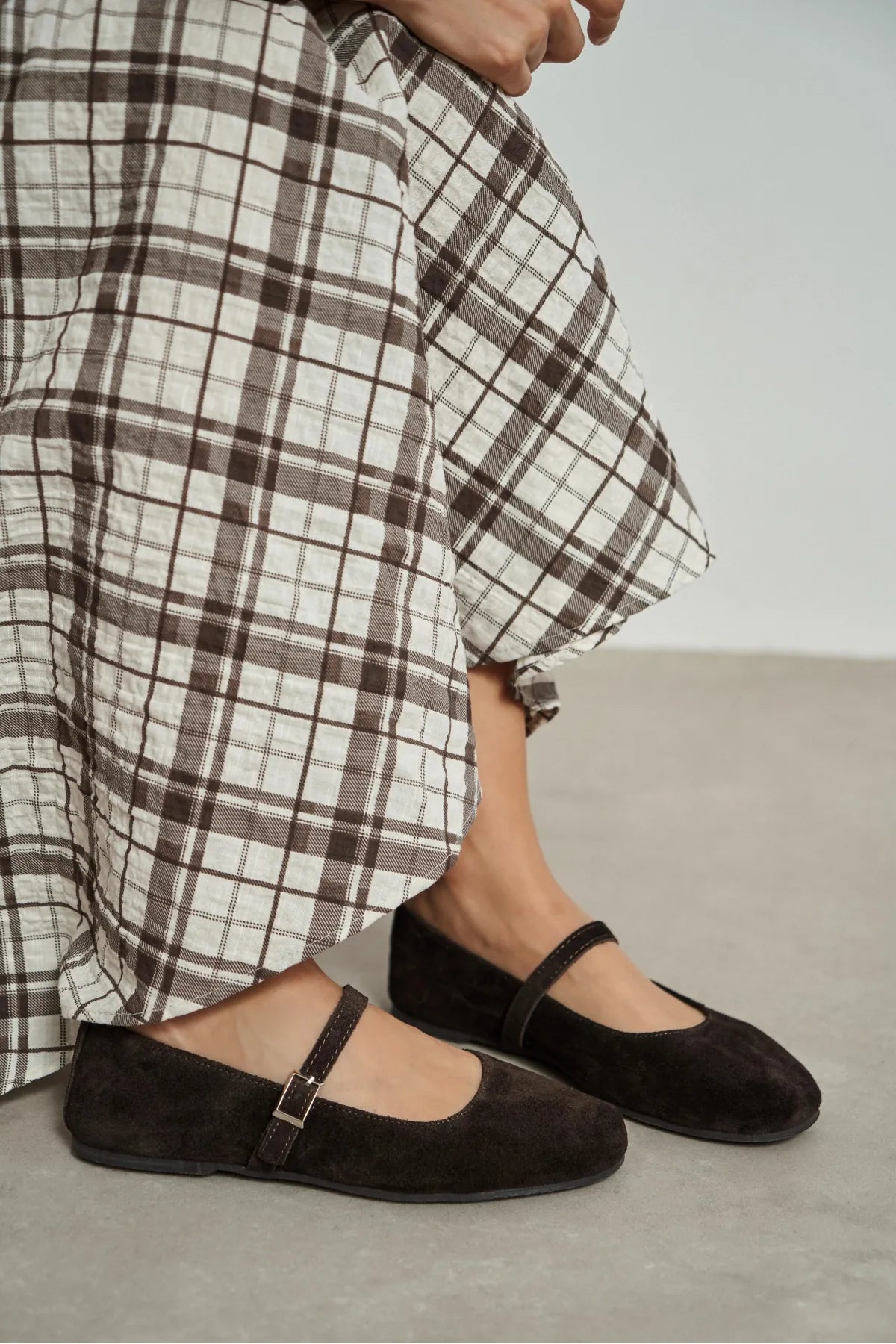 MONO Bitter Coffee Suede Genuine Leather Buckle Detail Women’s Ballet Flats | Ballet Flats | FOOTWEAR | Lebbse MONO Bitter Coffee Suede Genuine Leather Buckle Detail Women’s Ballet Flats | Ballet Flats | FOOTWEAR | Lebbse