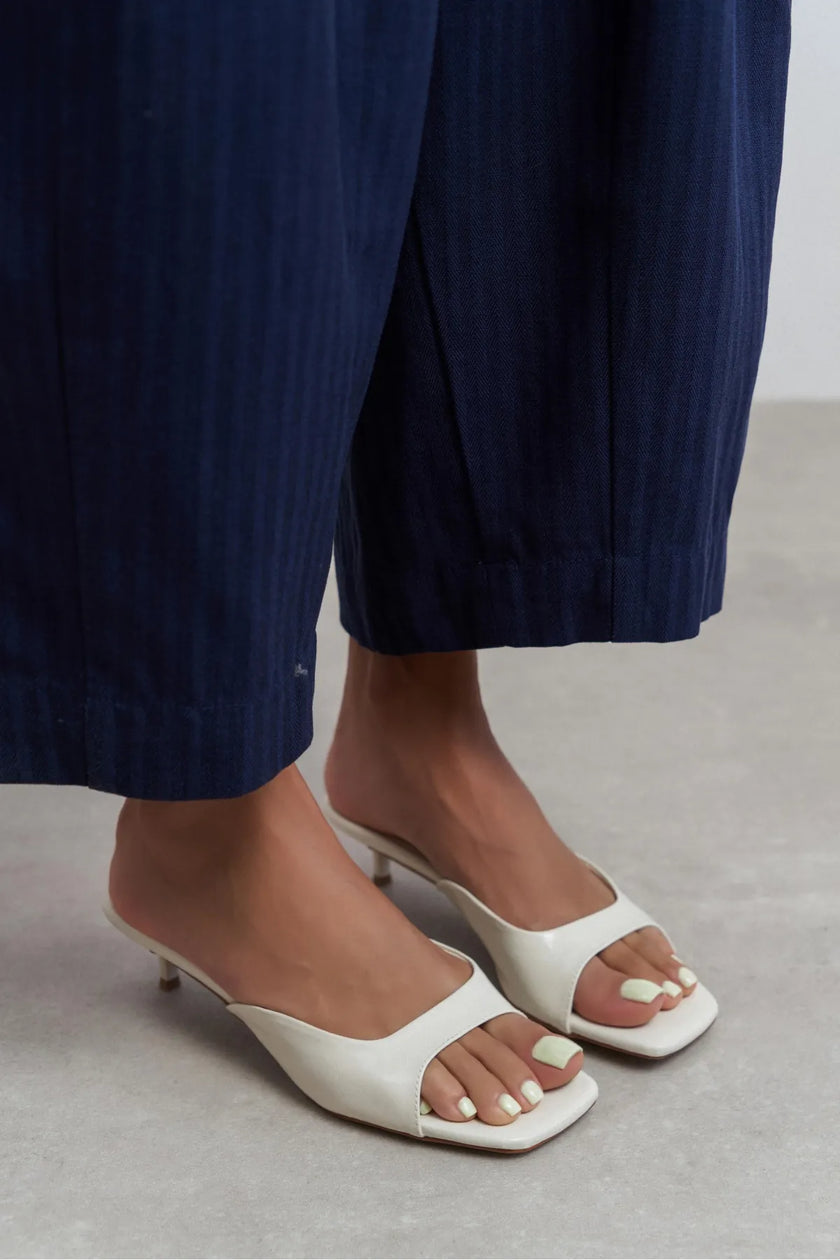 Hazel Beige Rustic Patterned Square-Toe Women's Slim-Heeled Slippers