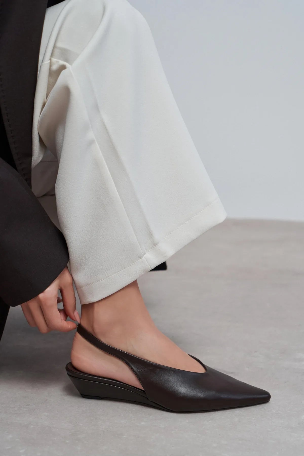 NINO Coffee Matte Pointed Toe Back Strap Women’s Wedge Heel Shoes