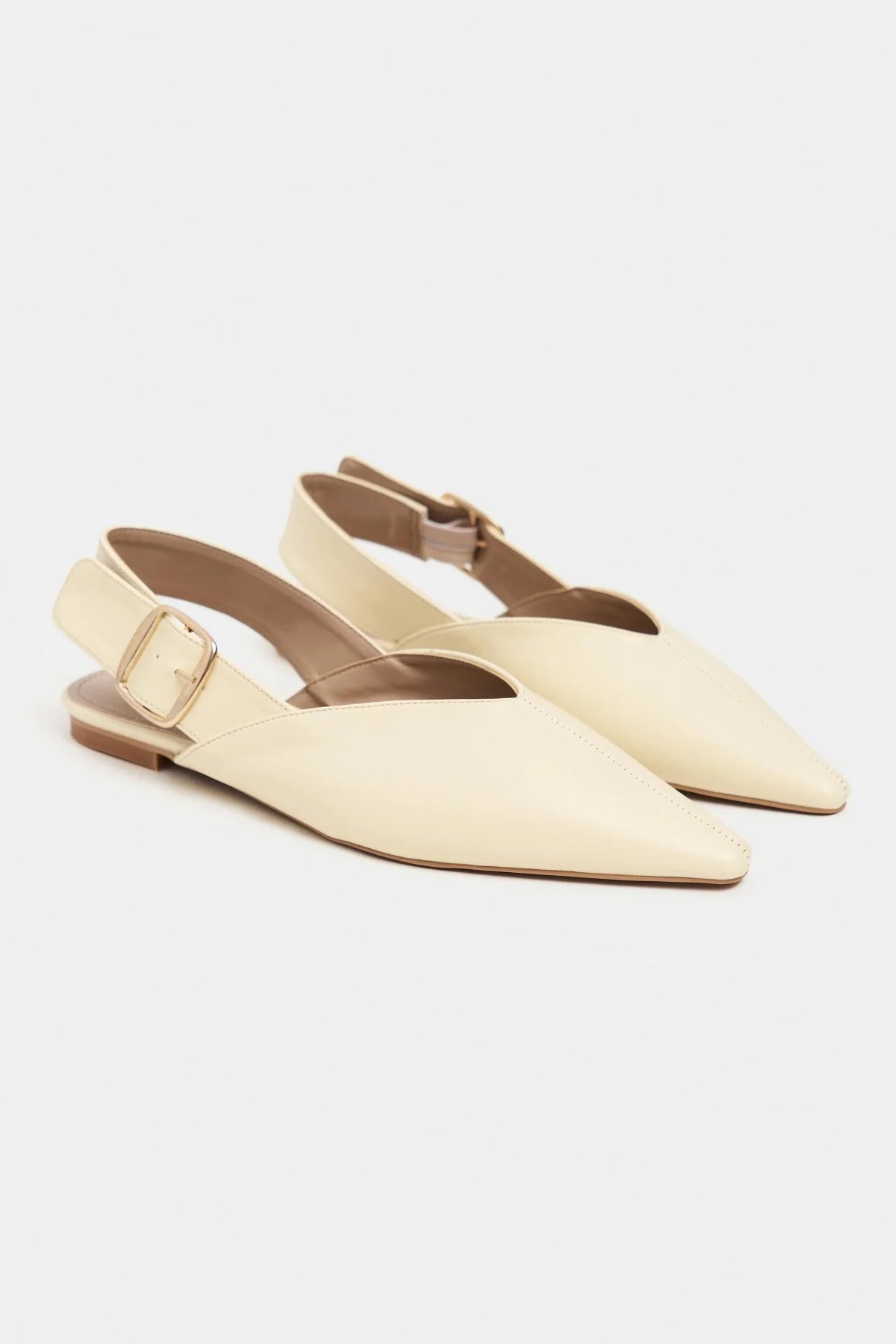 BENETO Butter Yellow Matte Pointed Toe Belt Detail Women’s Ballet Flats