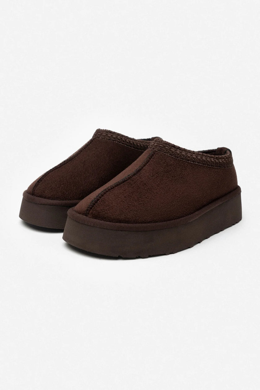 SWEET BROWN SUEDE FLAT-SOLED HOME SLIPPERS WITH FUR INSIDE