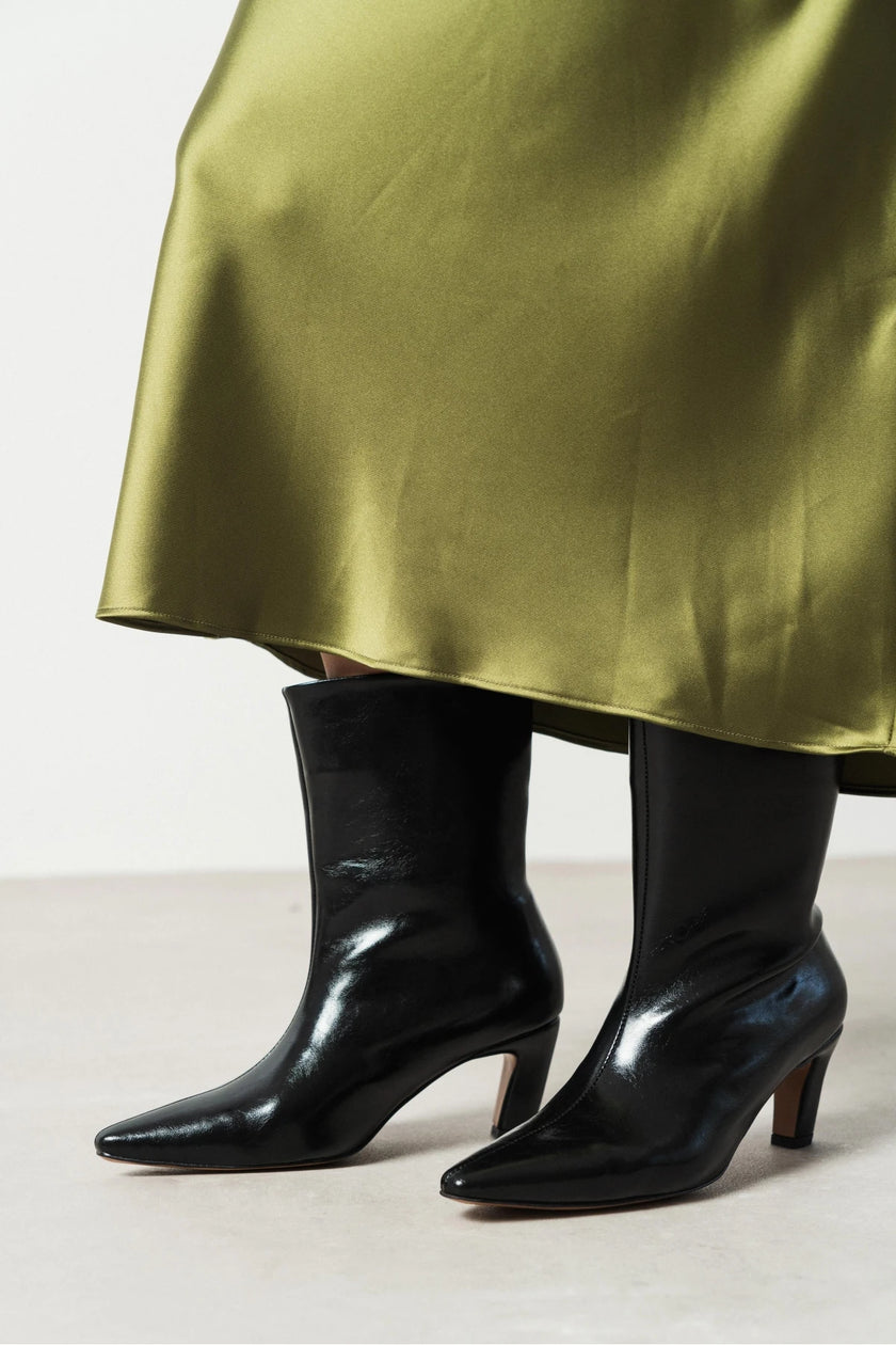 SHOWER BLACK RUSTIC PATTERNED WOMEN'S HIGH-HEEL BOOTS