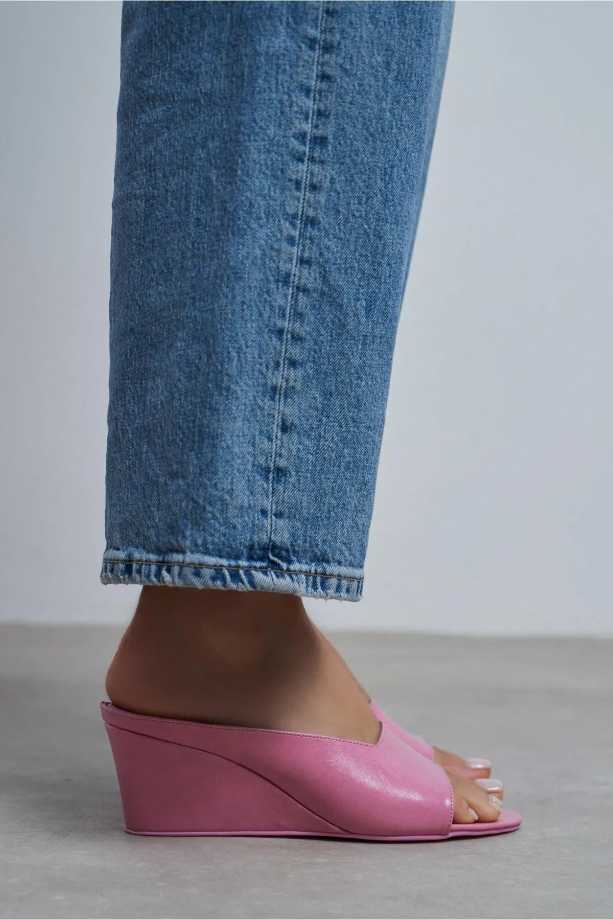 ALLISON Pink Rustic Wedge Heel Women’s Slipper's | FOOTWEAR | Slipper | Lebbse ALLISON Pink Rustic Wedge Heel Women’s Slipper's | FOOTWEAR | Slipper | Lebbse