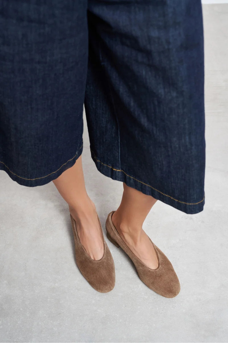 SAMIA Desert Dark Beige Genuine Suede Leather Block Heel Flats – 4 cm