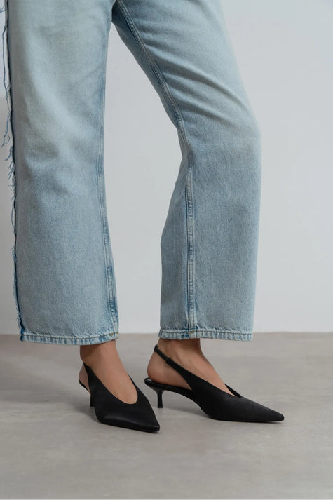 MELVIN Black Satin Women’s Heeled Shoes with Elastic Ankle Detail